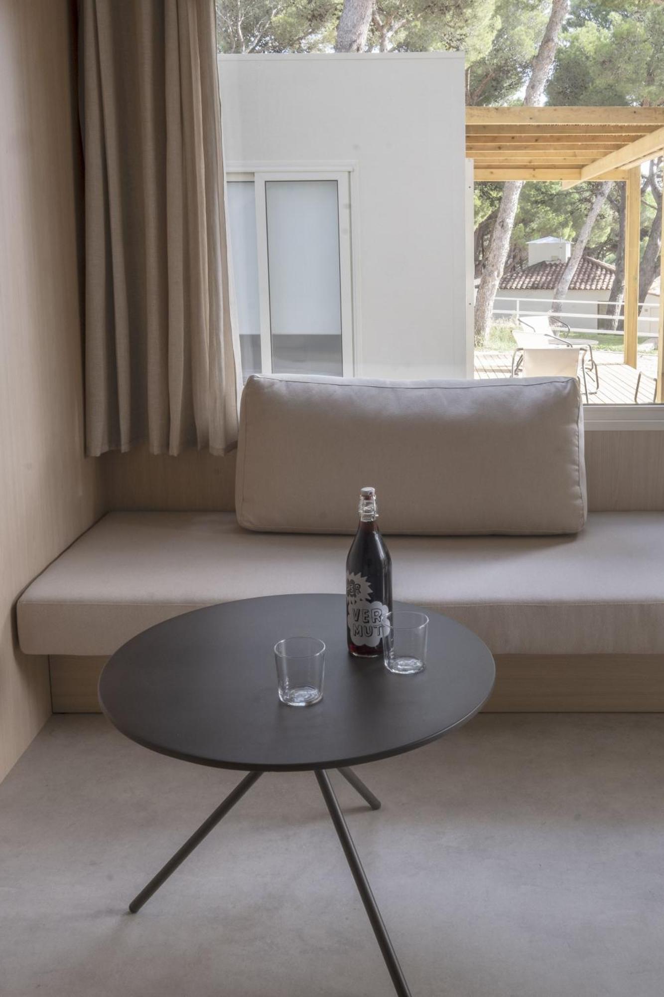 מלון L' Escala Wecamp Cala Montgo חדר תמונה
